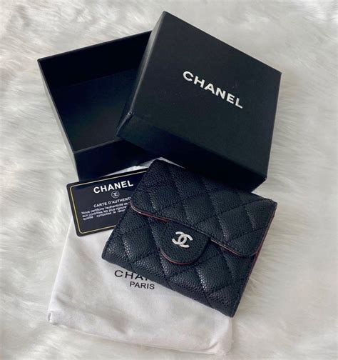chanel classic bifold wallet